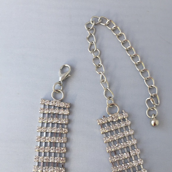 New! Crystal Choker Statement Necklace - Picture 5 of 6